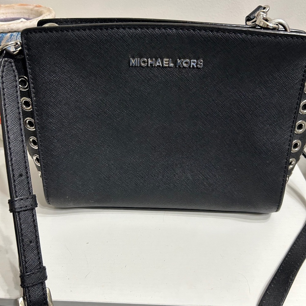 Michael Kors purse